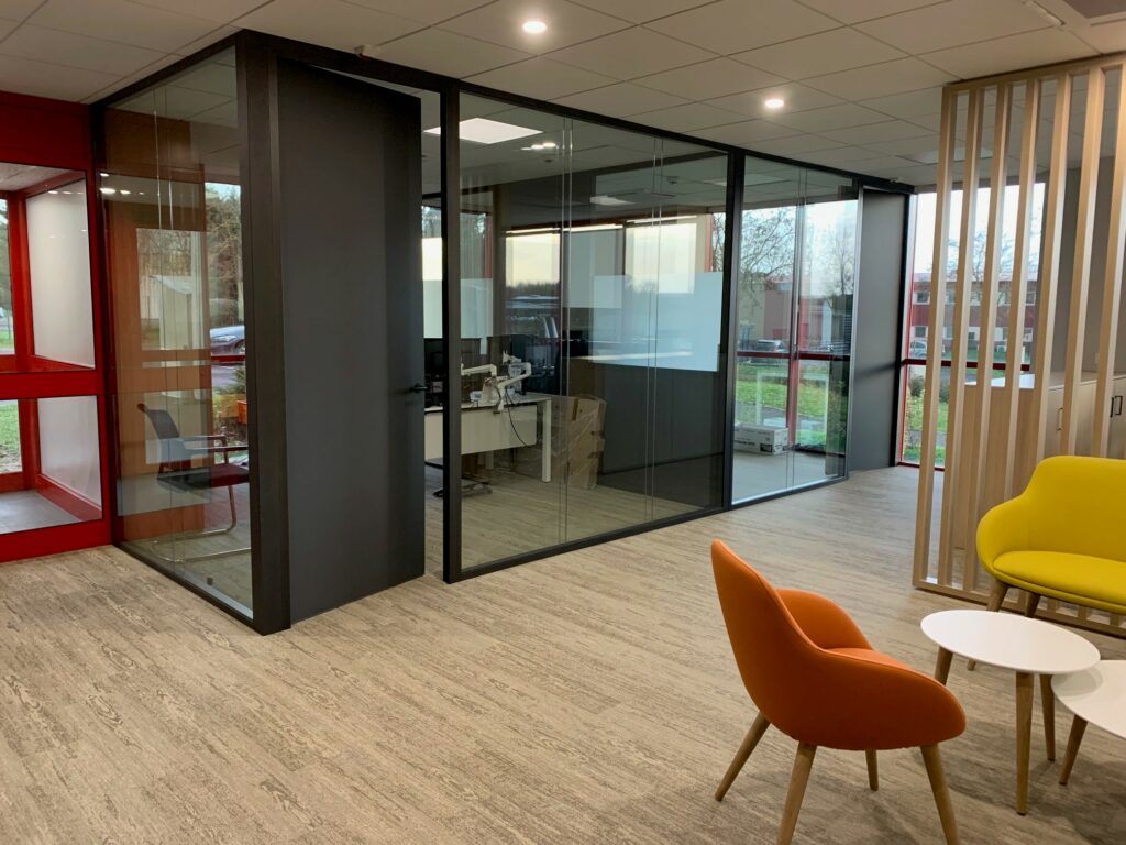 entreprise de cloisonnement de bureaux 95