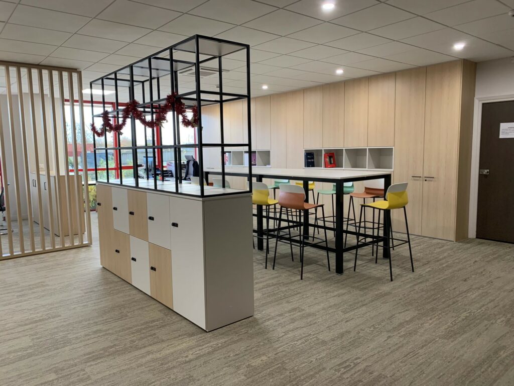travaux de cloisonnements de bureaux 95